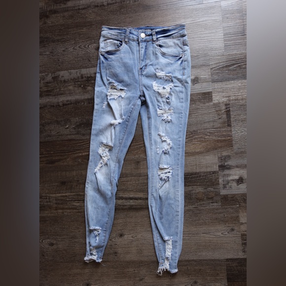 Trendy Distressed Denim Skinny Jeans - Picture 1 of 7